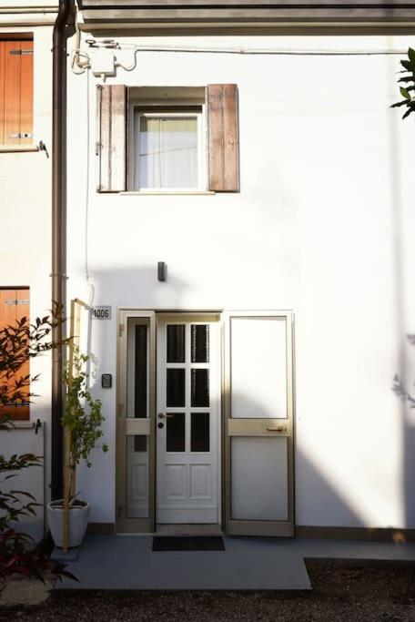 La Piccola Casa Di Via Ricotti Ferienhaus Castelguglielmo